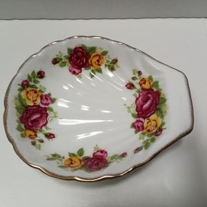 Vintage Cottage Rose Fine Bone China Trinket